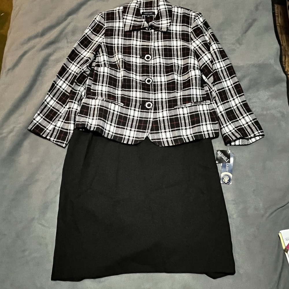 First Lady Black White Red Plaid V-Neck Button Up Blazer Jacket & Skirt Suit 14W